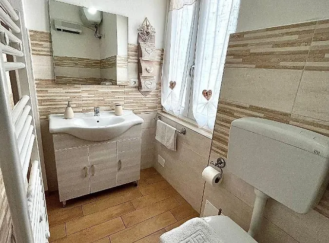 Ca Del Vins - Flat In Apartment La Spezia